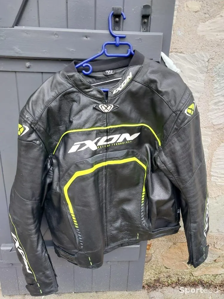 Blouson cuir Ixon Fighter  d'occasion Ajouté le : 06/02/2024