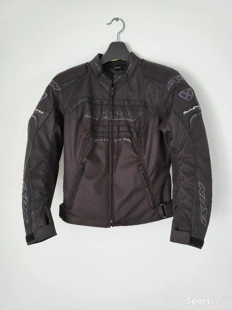 Veste Ixon neuve neuf Ajouté le : 18/08/2022